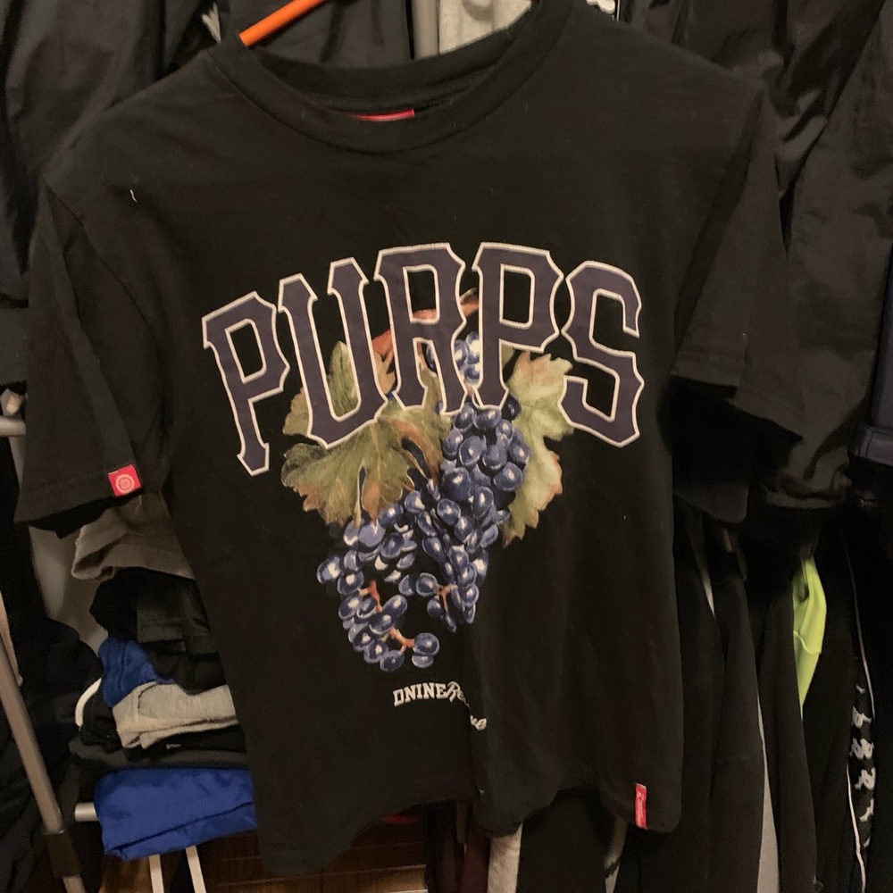 Graphic Tee good quality